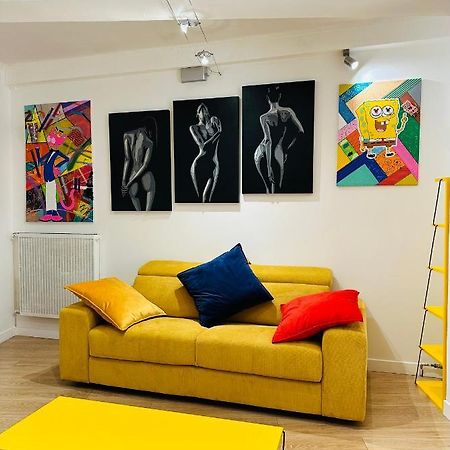 Pop Appart Appartement Artiste Configure En Galerie Dart A 200 M Du Centre Ville Avec Parking Prive Et Securise Gratuit Dans Copropriete Avignon Exterior foto