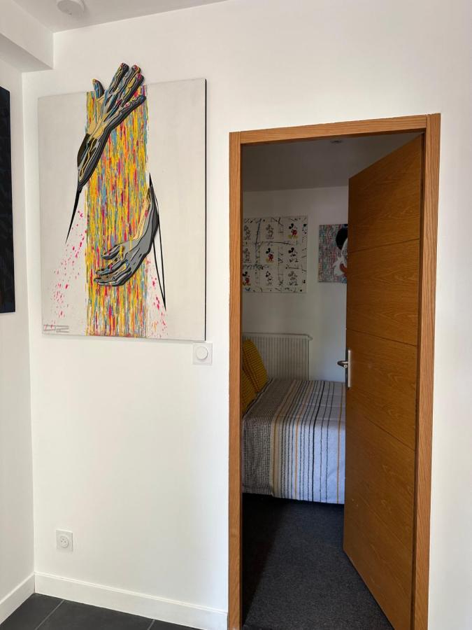 Pop Appart Appartement Artiste Configure En Galerie Dart A 200 M Du Centre Ville Avec Parking Prive Et Securise Gratuit Dans Copropriete Avignon Exterior foto